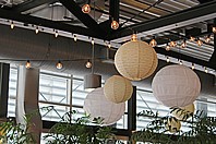 גרילנדה לד סולארית 25 נורות לד אורך 7 מטר גוון לבן חם מוגן מים אפשרות לטעינת USB